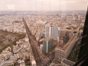 Turnul-Montparnasse-din-Paris-informatii