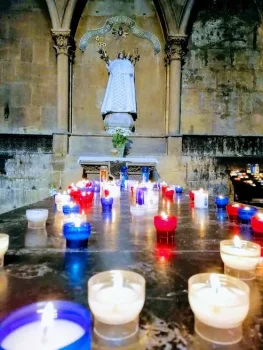 imagini_din_interior_catedrala_Metz,France