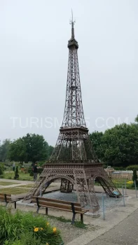 France Miniature Tour Eiffel