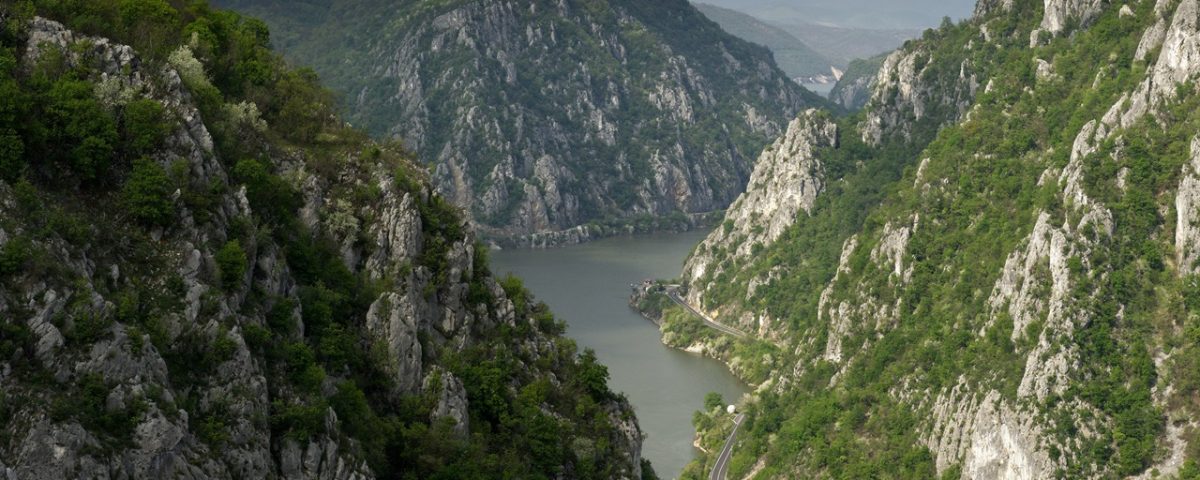 Descoperă frumusețea Cazanele Dunarii Cazare de lux și atracții turistice de neratat într-o escapadă de vis!