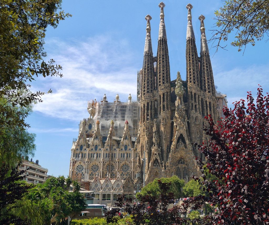 Top 15 Obiective turistice Barcelona, Spania: Descoperă cele mai populare atracții ale orașului catalan 2