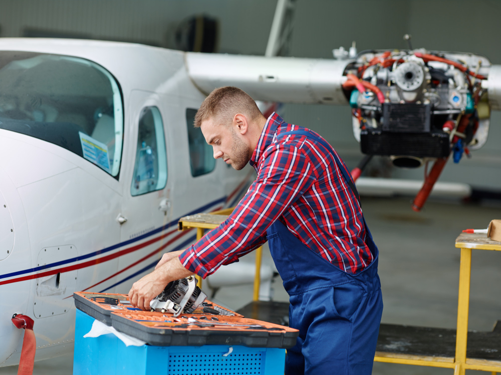 Ce este prelucrarea CNC pentru industria aeronautică?