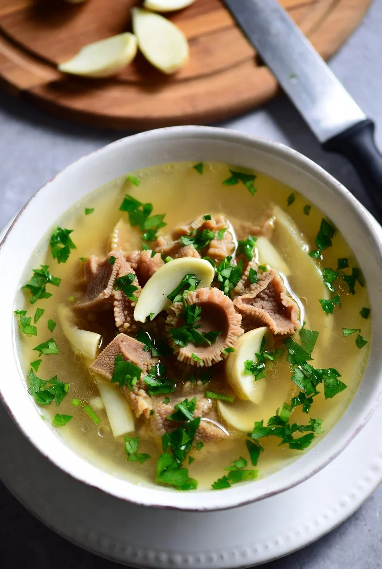 Ciorbă de burtă ca la restaurant – Rețeta pas cu pas